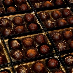 SELEUŠS-Chocolatess-ELIXIR-Truffles-9559.jpg