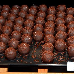 SELEUŠS - Chocolates-Truffle-for-McCarthy&Schiering-winemerchants-7913.jpg