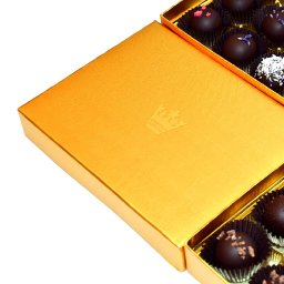 SELEUŠS - Chocolates-Truffle-Gold-Gift-box-4-7079.jpg