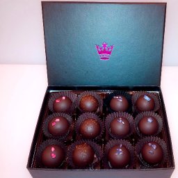 SELEUŠS - Chocolates-Truffle-(R)-Special-Giftbox-150712.jpg