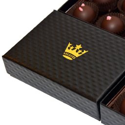 SELEUŠS-Chocolates-Truffles-QuiltedBlackBox-LavenderRose-9681.jpg