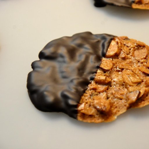 SELEUŠS-Chocolates-Cookies-Almond-Wafer-Crisp-1588