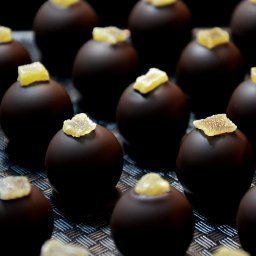 SELEUŠS-Chocolatess-Pineapple-Truffles-6093.jpg