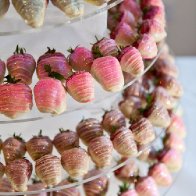 chocolate_dipped_strawberry_centrepiece_1
