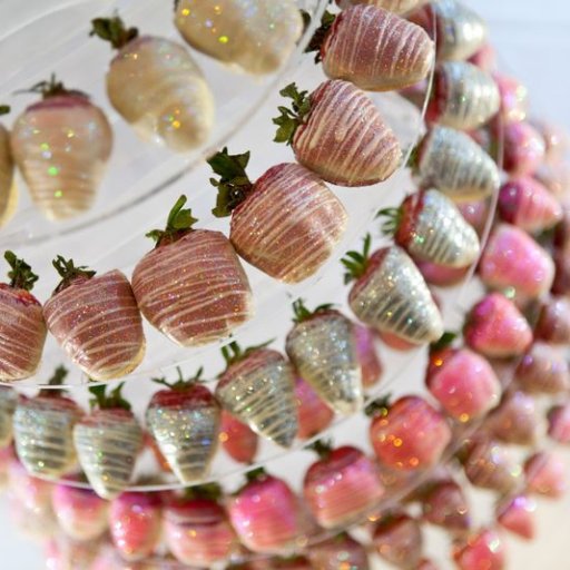 chocolate_dipped_strawberry_centrepiece_4
