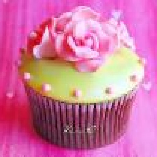 pink roses cupcake