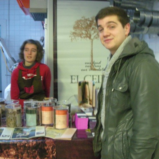 Bo selling the bars and couverture during the Artisanday