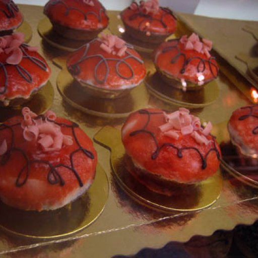 Pretty Red Cupcakes