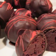 Chocolate raspberry truffles