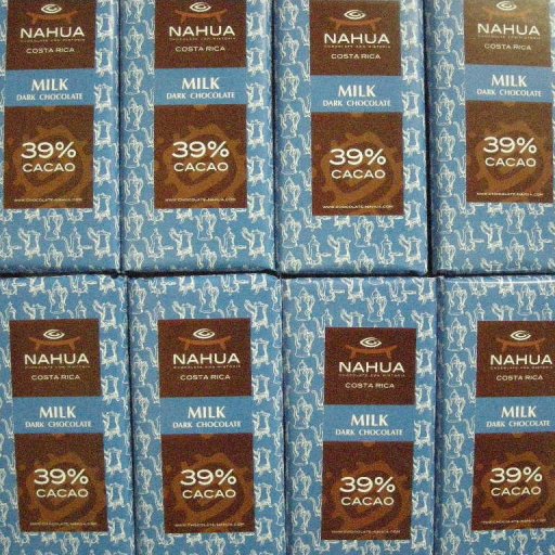 milk chocolate bars 39% cacao Nahua NEW packaging arrived in Belgium